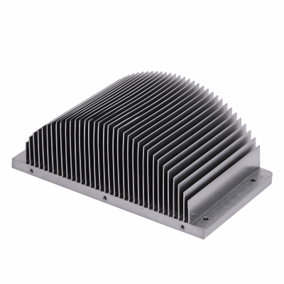 铲齿散热器