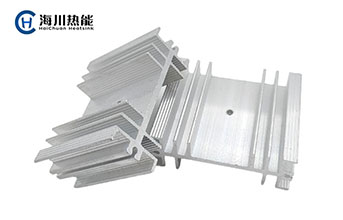 ‌为何选择型材散热器？